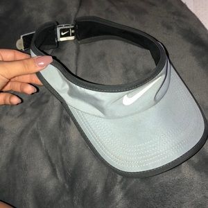 Nike visor
